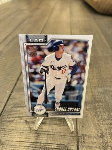 2026 Topps Series 1 - Base Shohei Ohtani #200 Dodgers. B22