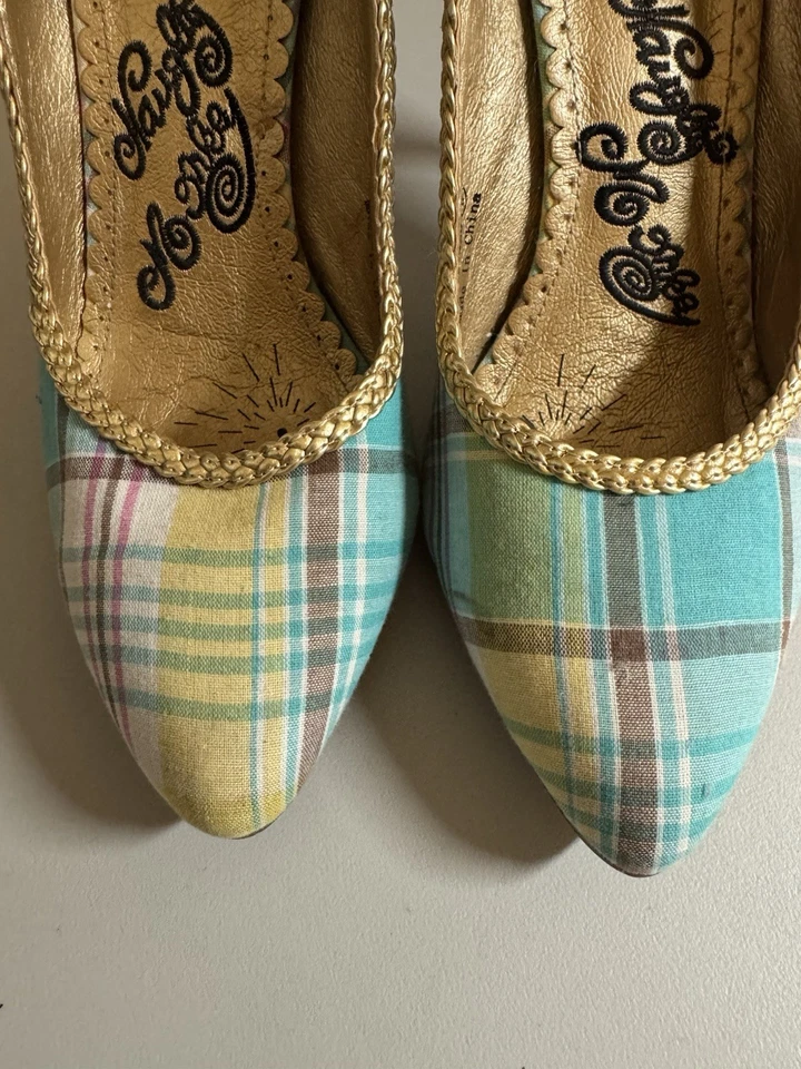 Naughty Monkey Shoes High Heels Blue Pink White Preppy Plaid Gold Trim Bows Sz 8 - Image 4 of 4