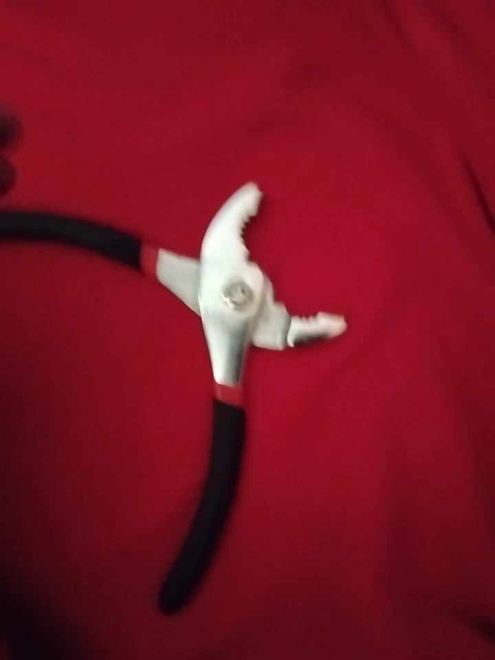 Alicates para juntas deslizantes de 6 pulgadas Foto 3 de 4