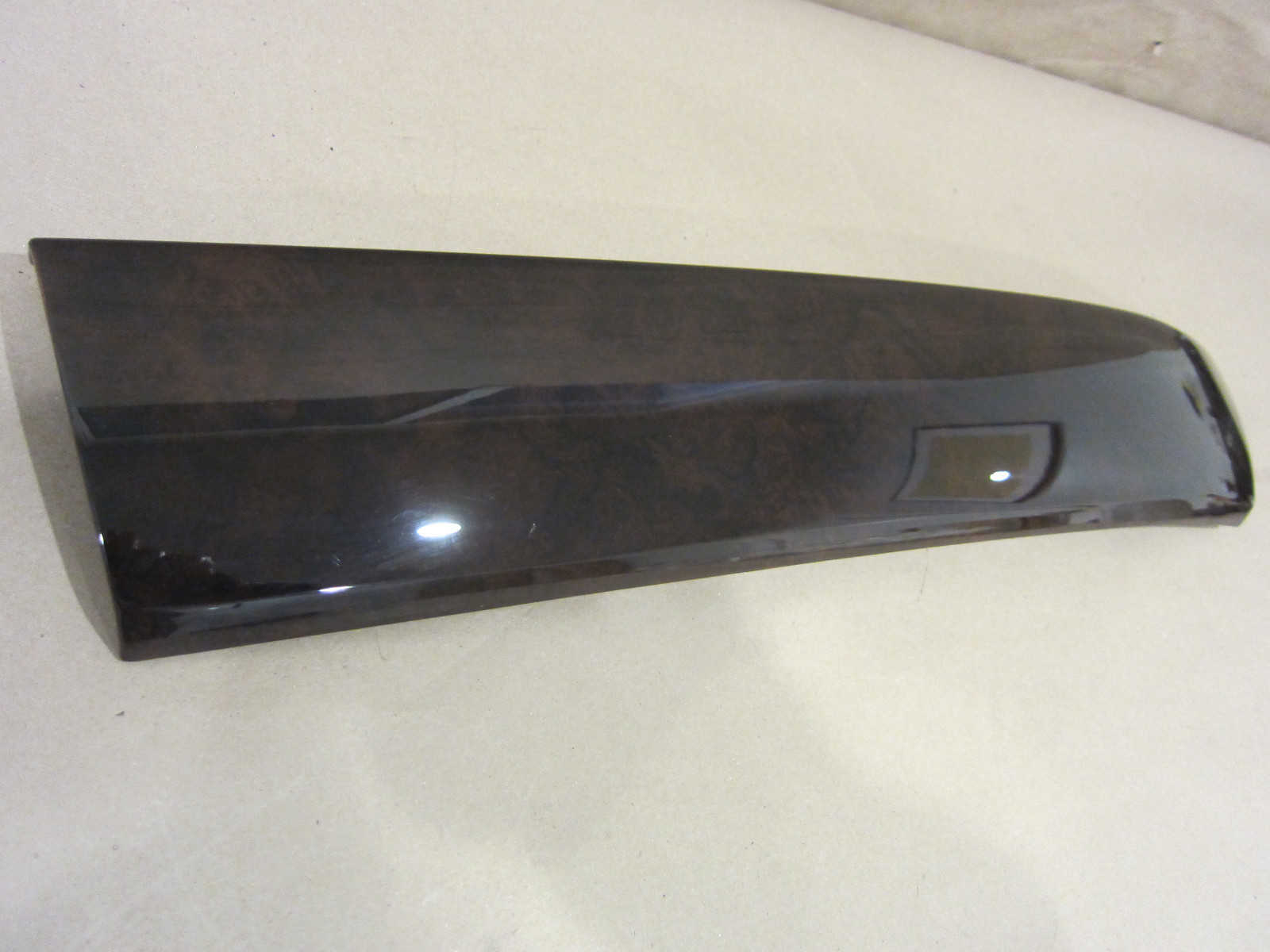 Maserati Quattroporte- LH Front Door Wood Grain Trim PaneL - Part# 66938700