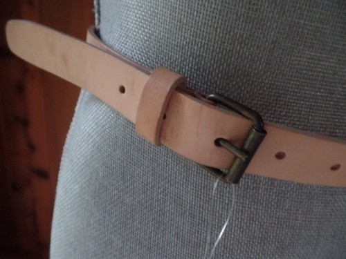 Nuevo Cinturón de Cuero Derek Lam Talla 40, EE. UU. 2, Hecho en Italia, Estimado al por menor $255 - Imagen 2 de 6