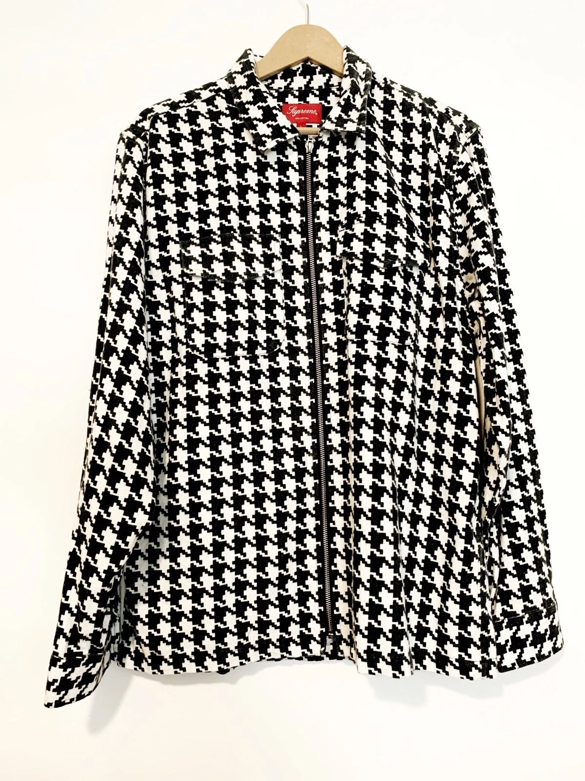 suprême manteau noir et blanc grand homme