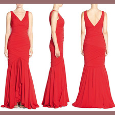 NWT JS Collections 6 V-Neck Banded Stretch Trumpet Gown in Red N225