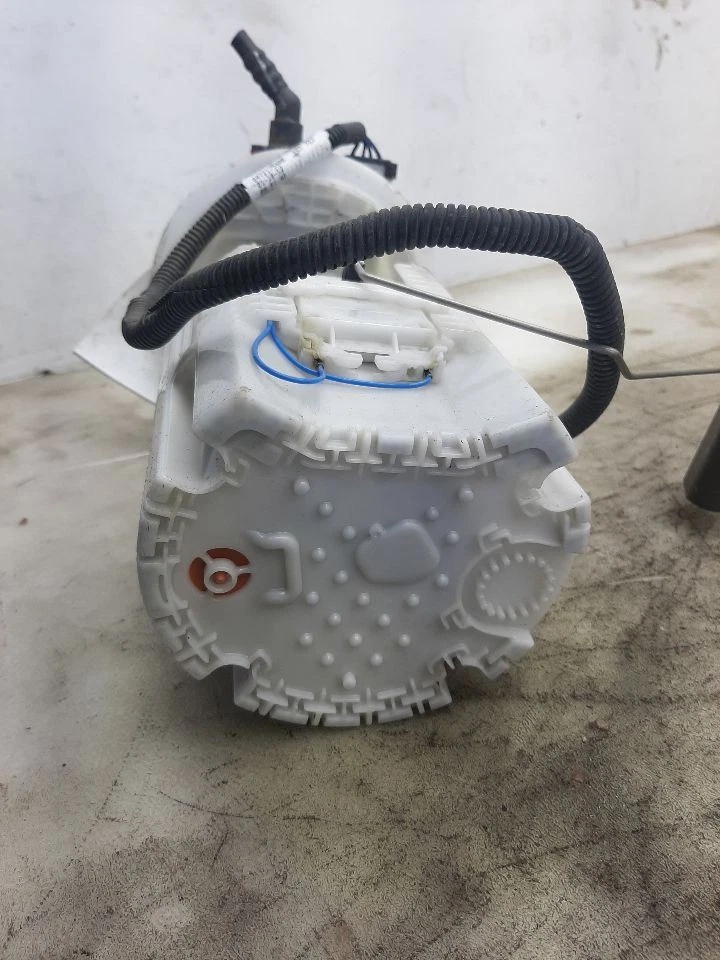 Conjunto de bomba de combustible Dodge Caravan 2011-2020 motor de 3,6 L 68060507AB Foto 4 de 4