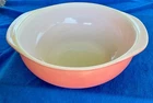 Pyrex #024 2 Qt. Round 8 1/2" Pink Flamingo Casserole Round Bowl *No Lid* EUC