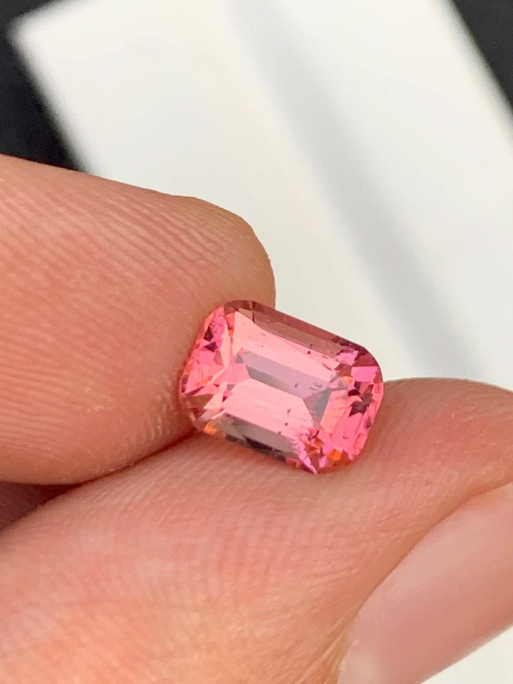 Pink Tourmaline Faceted 1.95 ct – Clean Natural Gem for Ring Setting - Image 2 of 4
