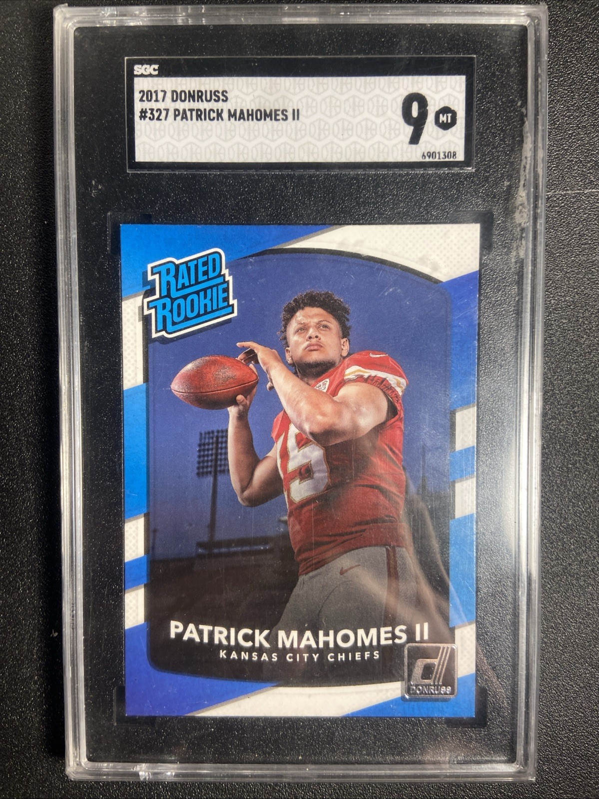 2017 Donruss #327 Patrick Mahomes ll Sgc 9 ROOKIE