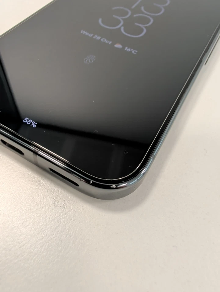 Google Pixel 10 Pro · 256GB, photo 3 of 5