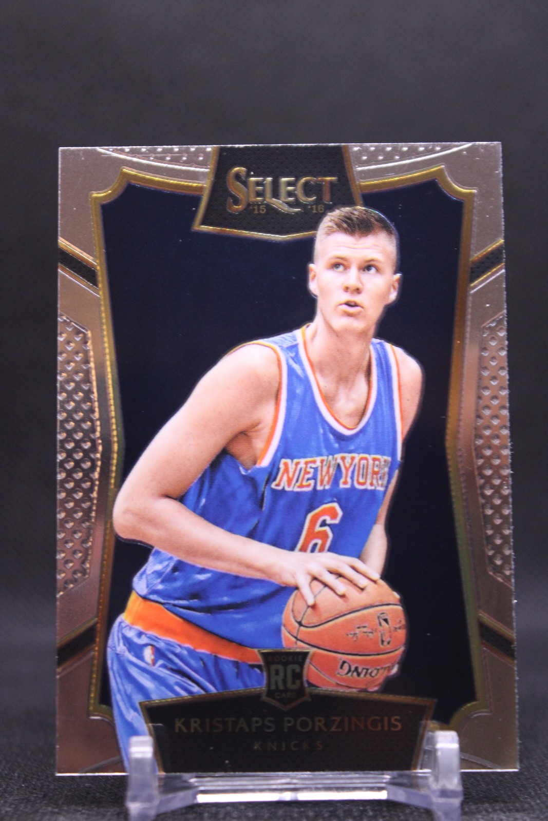 Kristaps Porzingis #17 2015-16 Panini Select New York Knicks RC