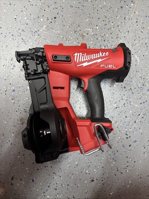 Milwaukee 2909-20 M18 FUEL 18V Cordless Li-Ion Coil Roofing Nailer - Bare Tool