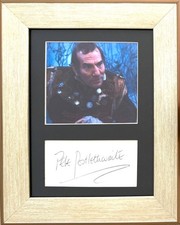 Pete Postlethwaite English Actor Framed 25cm x 20cm 100% Hand Signed Card & COA