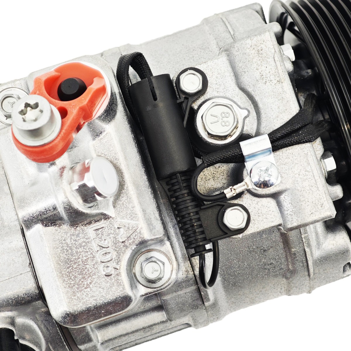 AC Compressor FOR BENTLEY ARNAGE TWIN TURBO V8 6.75L For ROLLS ROYCE PA100308PC