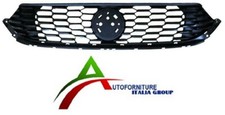 GRIGLIA RADIATORE NERA MASCHERA MASCHERINA SUPERIORE ANTERIORE PER TIPO 2015>