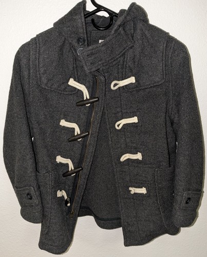 GAP Kids ~Charcoal Gray~ WINTER COAT *Horn Toggle Buttons* Size Medium Reg (8-9) - Picture 2 of 9