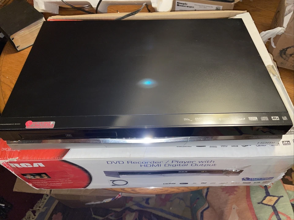 RCA DRC8052NB DVD Player RW Recorder with Remote Control - Image 2 of 4