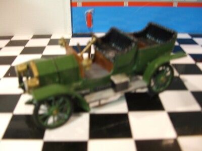 MPC 1975 INTERNATIONAL CLASSICS 1905 ROLLS ROYCE 1/32 Scale Built Kit