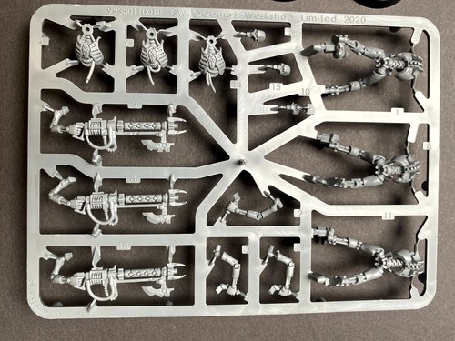Warhammer 40k - 3 Necron Warriors on Sprue - 3 Necron Krieger - Imperium # 02 - Picture 2 of 3