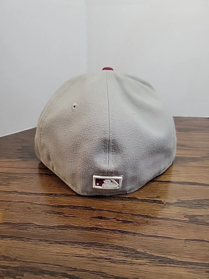 Philadelphia Phillies Hat Cap Wool New Era 59Fifty Size 7 1/8 MLB Fitted Sticker - Image 4 of 4