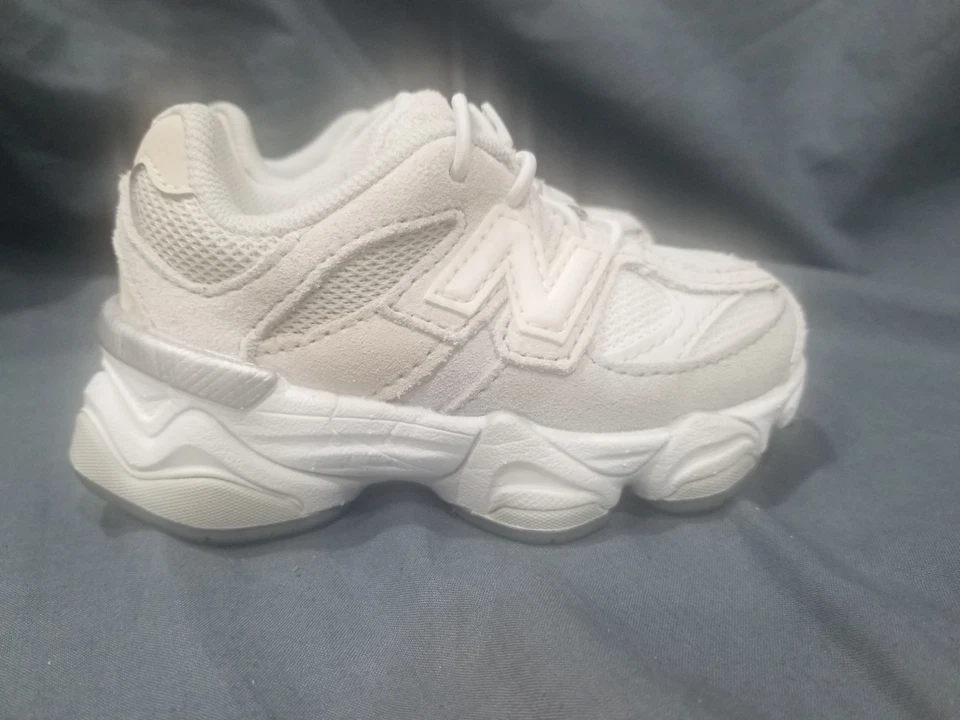 Zapatillas New Balance Niños Pequeños 9060 Sin Cordones IV9060FG Gris Talla 6 ¡NUEVAS SIN CAJA! Foto 3 de 4