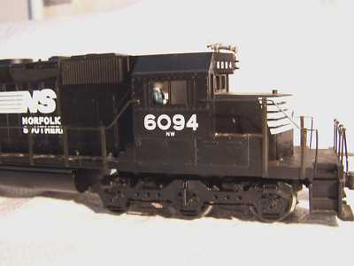 Hard-to-Find MTH Norfolk Southern SD40-2, O Scale