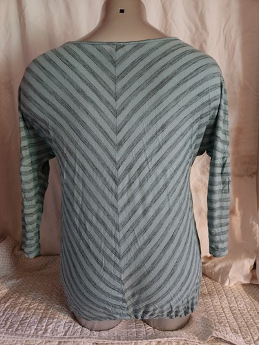 Liz Lange Maternity Teal Gray and Black Striped Design Stretch Top Size L - Picture 4 of 9
