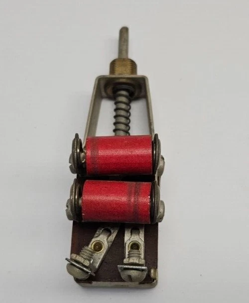 Interruptor de control del soplador de calefacción Plymouth Dodge DeSoto Chrysler 1941-1942 NOS 974943 Foto 3 de 4