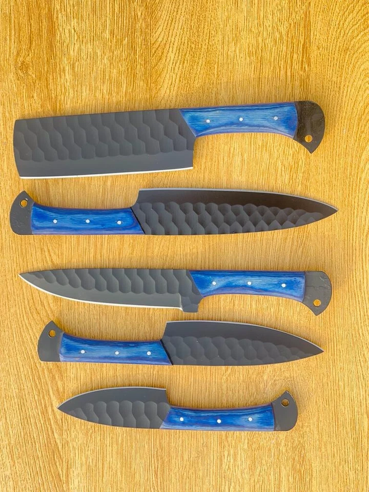 CUSTOM DAMASCUS STEEL 5 PCS forged  CHEF KNIFE SET WITH LEATHER ROLL BAG - Image 3 of 4