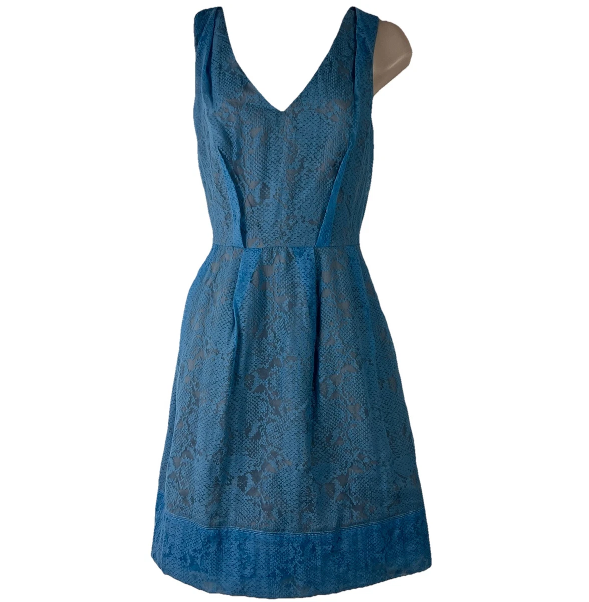 chinese dress ladies THML| Blue Sleeveless Tiered Midi Dress Medium