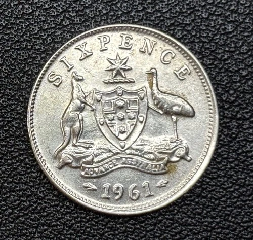 1961 Australia Sixpence — photo from the most recent tracked eBay sale