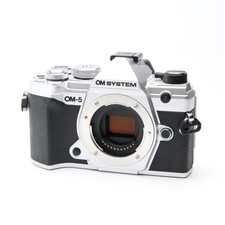 OM SYSTEM OM-5 Silver Mirrorless Camera Body -MINT- 219