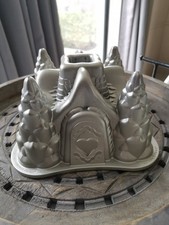 Nordic Ware Nordicware Fairytale Cottage Bundt Pan 10-Cup Nonstick