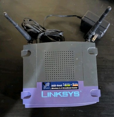 Linksys Wireless-G dual band Broadband Router 4 port switch WRT55AG 2.4Ghz 5Ghz