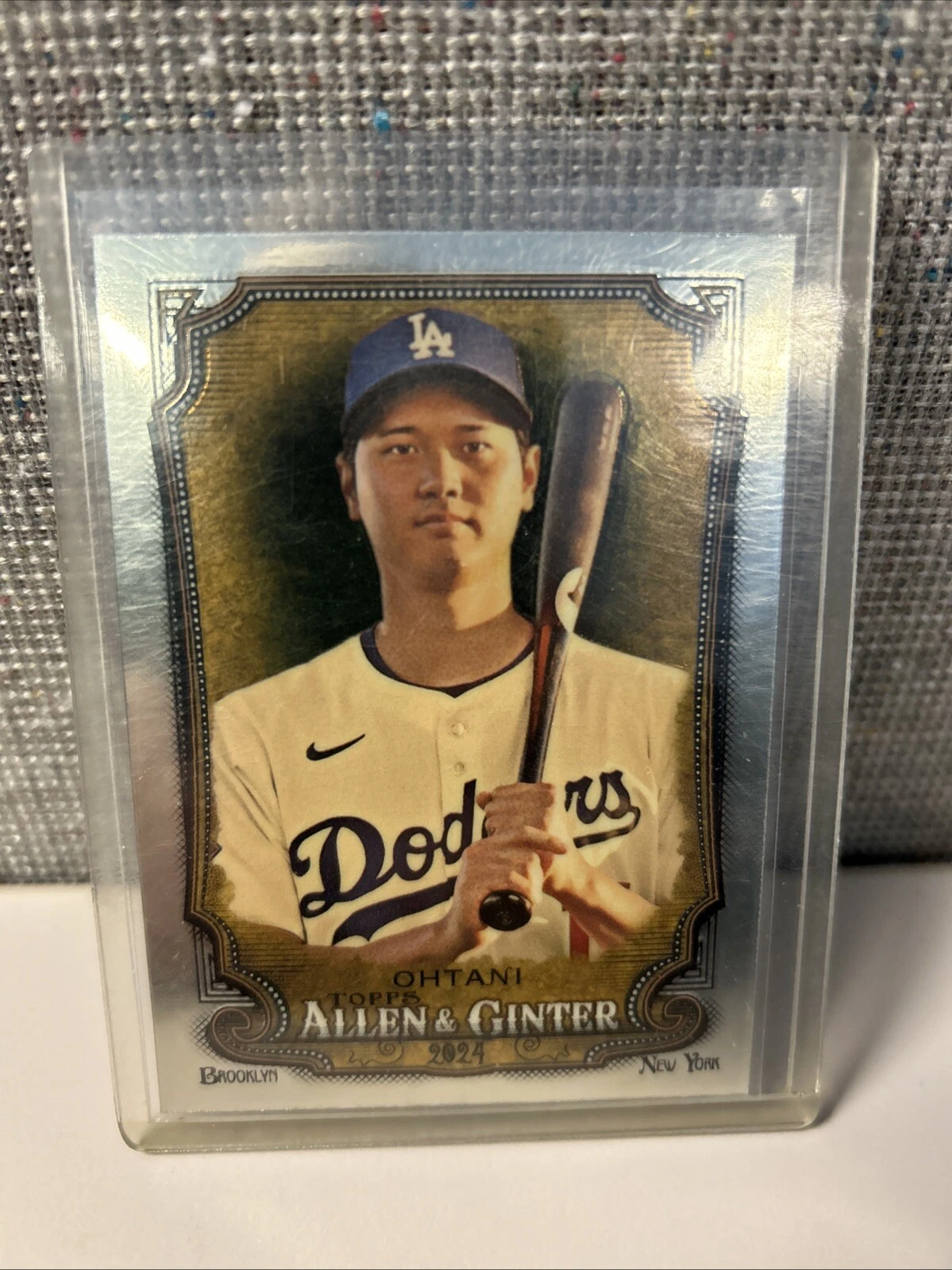 Shohei Ohtani trading card
