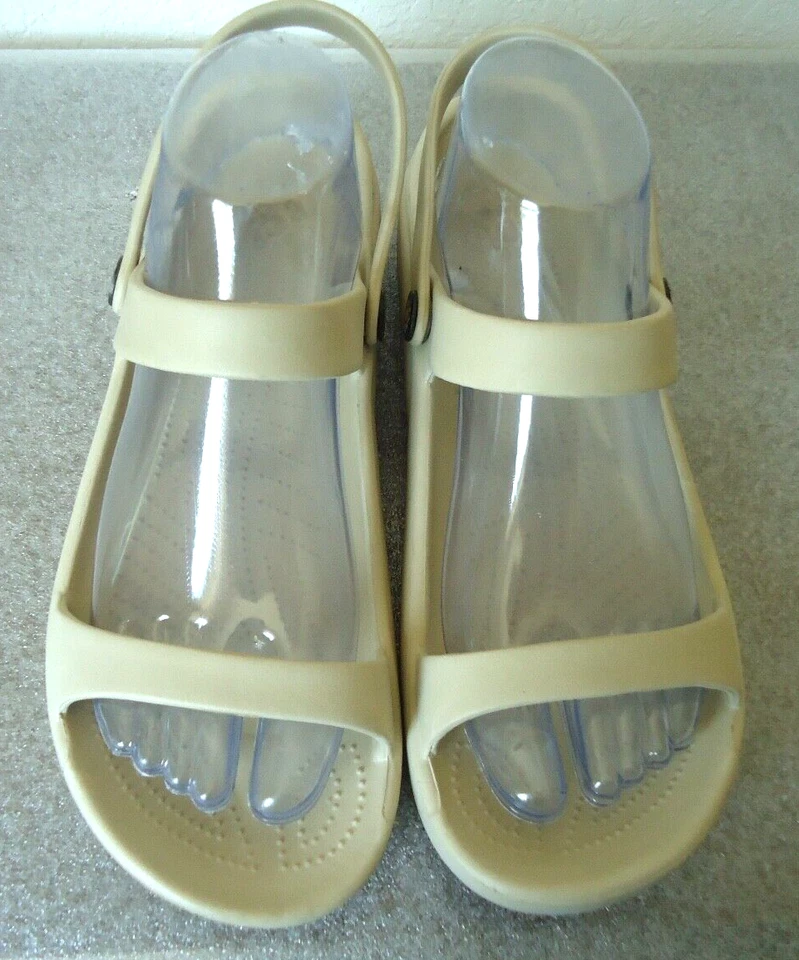 Sandalias DAWGS con correa beige talla 11/43 #69 Foto 2 de 4
