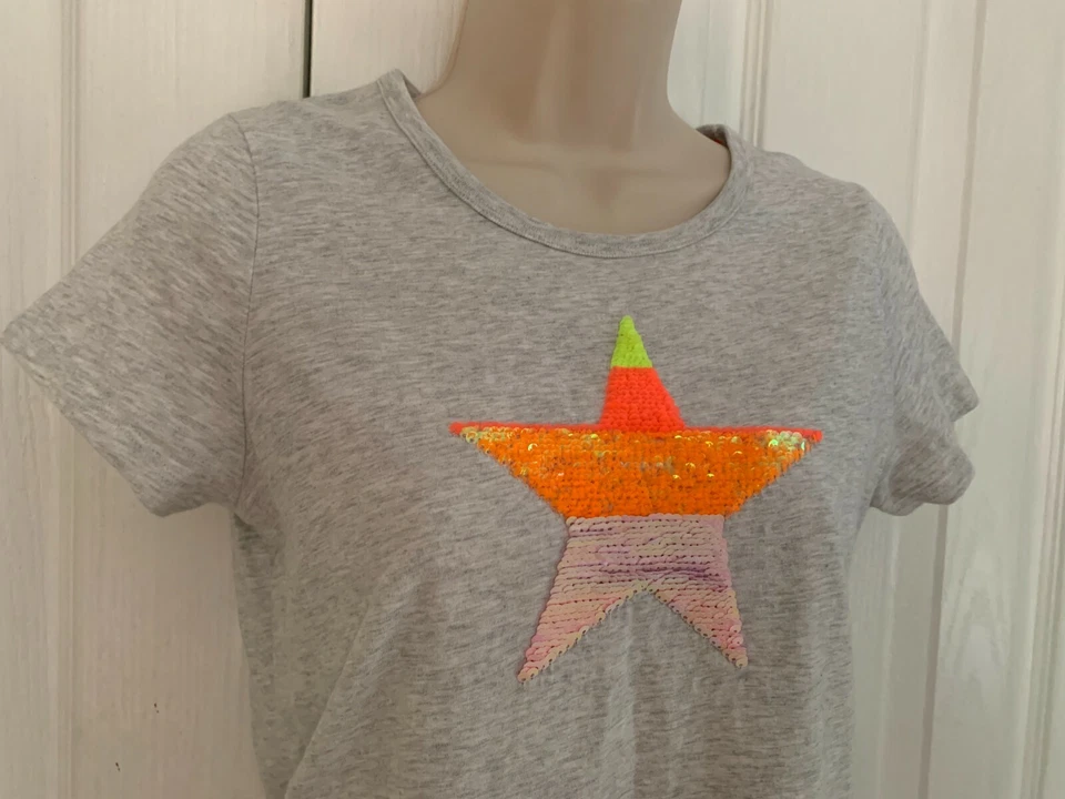 BODEN Girls Flip Sequin Color Change  STAR SS T Shirt 11-12 Y - Image 2 of 4