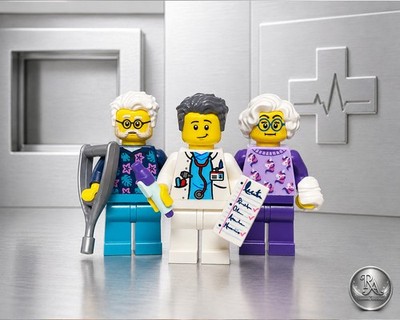 LEGO  Minifiguren   SET - Arztpraxis Arzt Praxis Großeltern Oma Opa