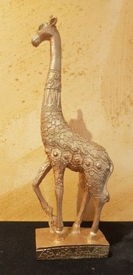 NEU - Goldene Giraffenfiguren (23,5cm) mit edlen und Floralen Muster ...