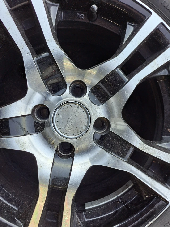 VW Golf 3 1 Satz Alufelgen mit Fulda Allwetterreifen 195/50R15 - Bild 2 von 4