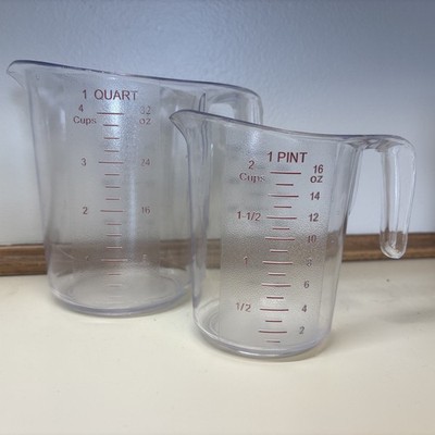 Winco Clear Polycarbonate 1-Quart & 1-Pint Measuring Cups - Durable & Accurate
