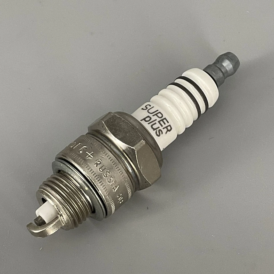 Bujías 4 piezas 7919 para Allard K3 Buick Cadillac Pontiac BOSCH Super Plus Foto 2 de 3