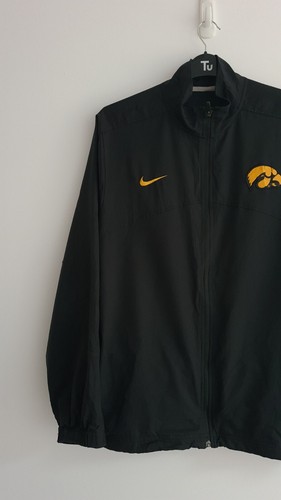 Nike Dri Fit Iowa Hawkeyes NCAA Men's Black Zip Up Sweatshirt Embroidered Medium - Picture 2 of 18