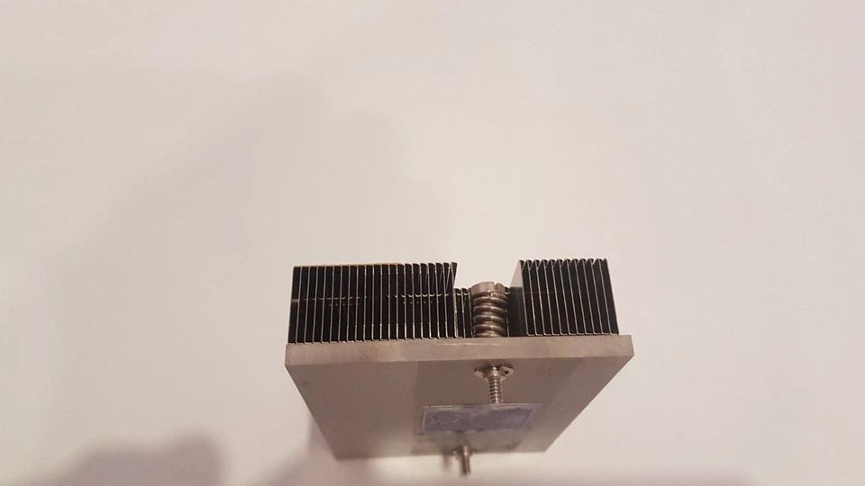 Radiateur / HP HEATSINK  CPU - HP - 641817-001 / 646404-001 - HP Proliant DL120 - Photo 3/4