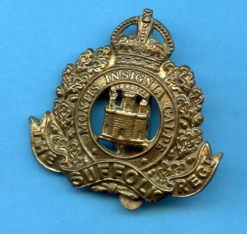 The Suffolk Regiment Brass Cap Badge - 第 1/2 張圖片