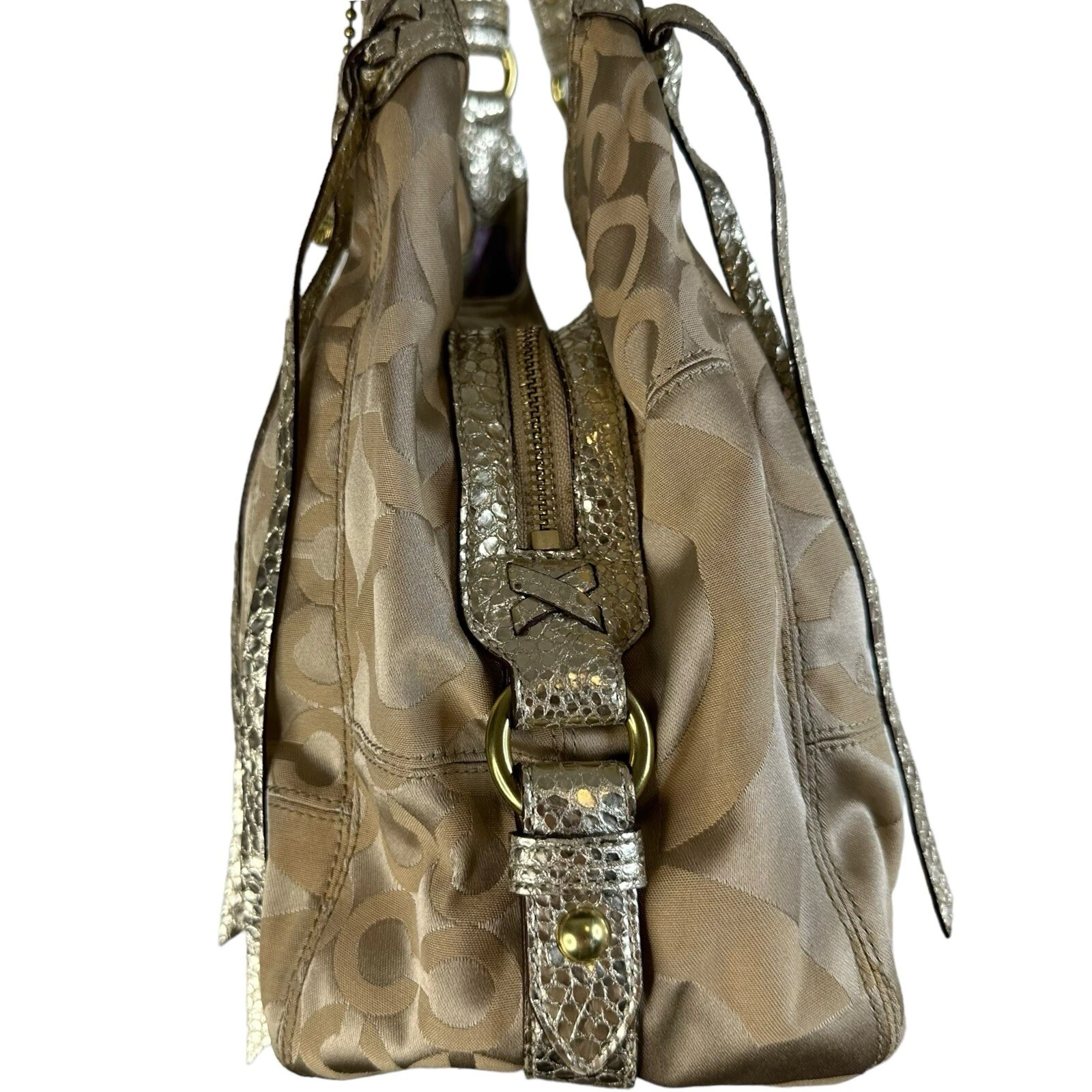 Borsa a tracolla Coach monogramma logo C beige pelliccia metallica finitura tela pelle #13905