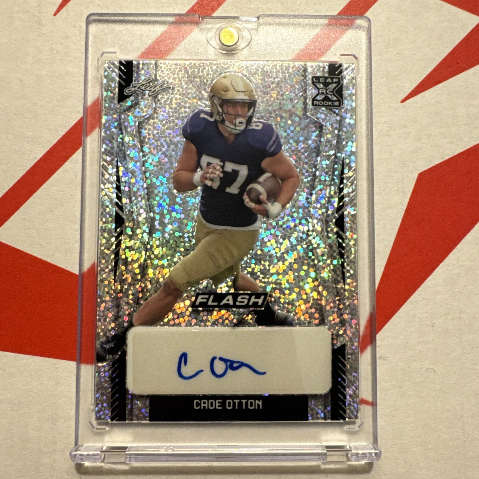 Cade Otton Leaf Flash Autographs #BACO1 Green Metalized Sparkles
