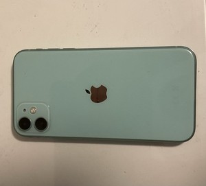 Verkaufe iPhone 11 In Türkis Schöner Zustand ohne simlock