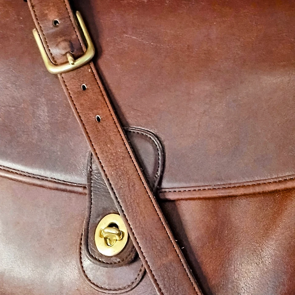 Bolso Mensajero Metropolitano Vintage COACH Borgoña/Marrón Cuero Calzoncillo Foto 3 de 4