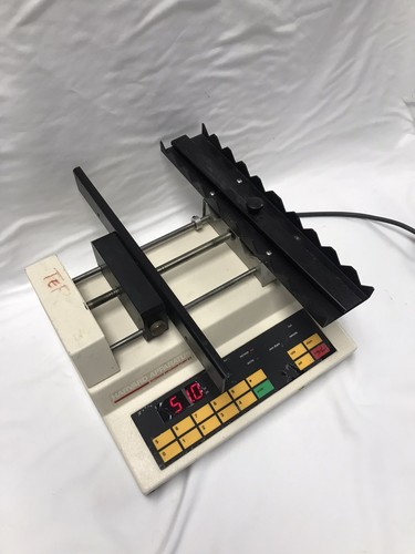 Harvard Apparatus 22 Multi 10 Syringe Pump GUARANTEED Tested Video - Picture 4 of 18
