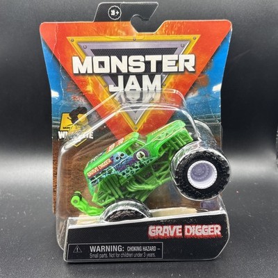 Monster Jam 2020 GRAVE DIGGER with Wheelie Bar Series 17 1:64 FREE SHIP