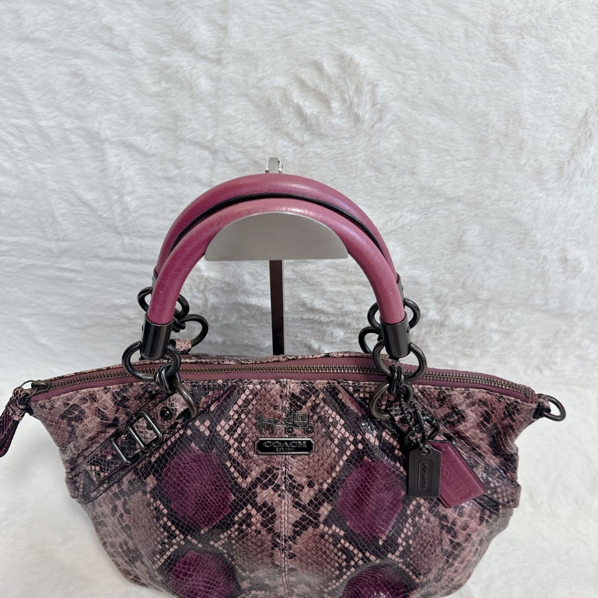 COACH    beautiful rare  python pattern y2k 00s 2way hand purple from Japan image 3